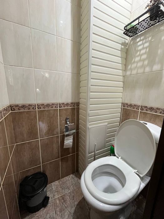 Ойбек ПРОДАЮ 2/3/9 Метро Ойбек срочна