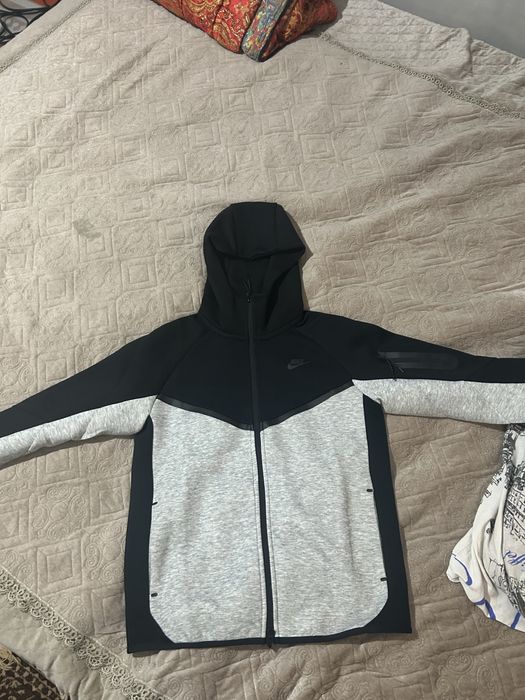 Nike Tech Fleece