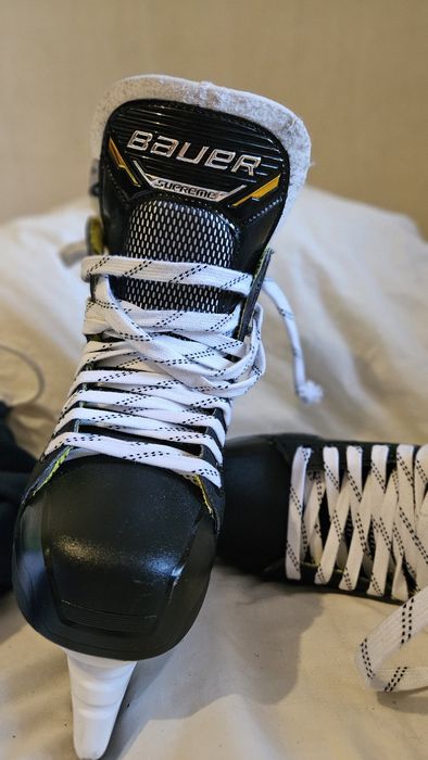 Коньки Bauer supreme