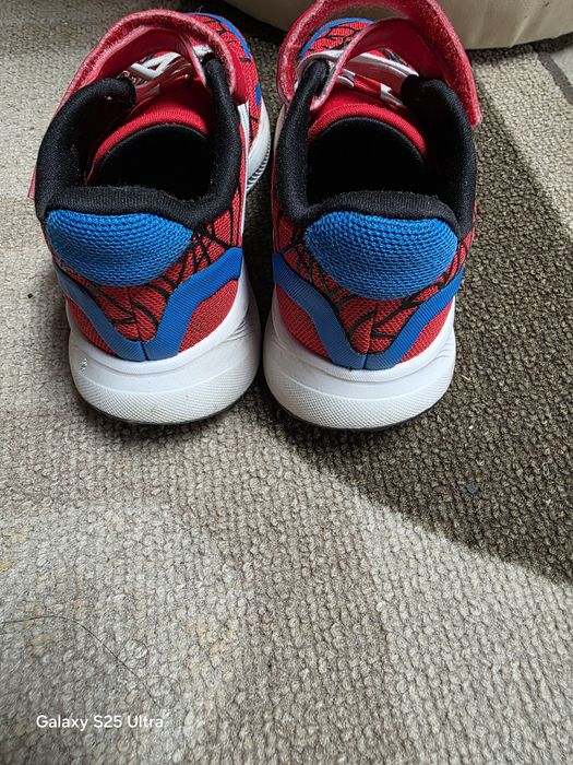 Маратонки Adidas 28 номер