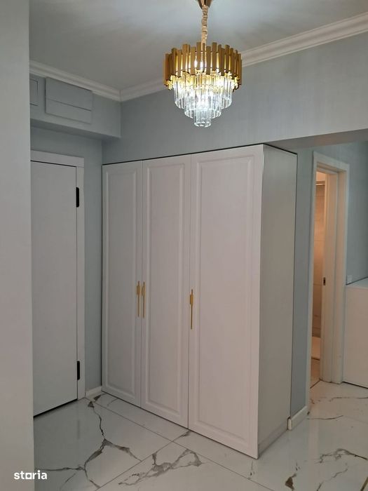 Apartament 3 camere, balcon, Orasul Nou