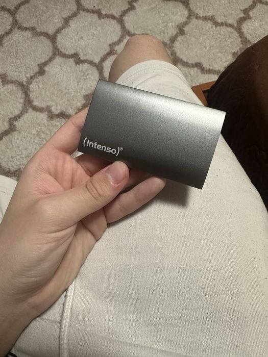 SSD Intenso 1TB portabil