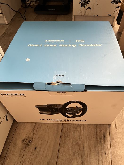 Игровой руль moza r5