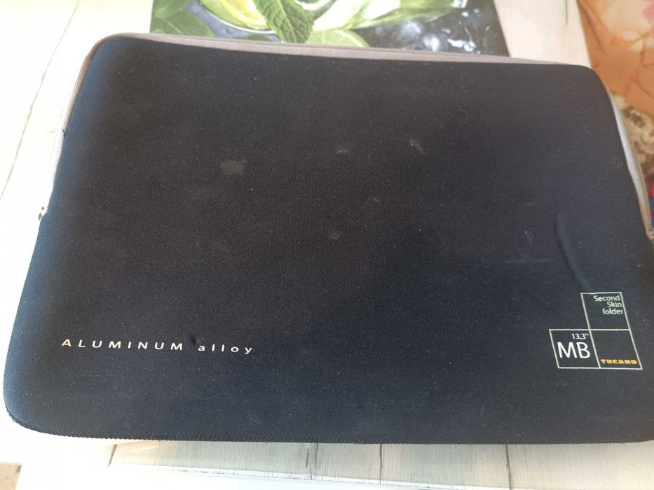 MacBook 7,1 с развалена клавиатура