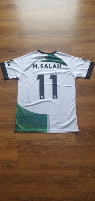 Tricou cu Salah de la liverpool