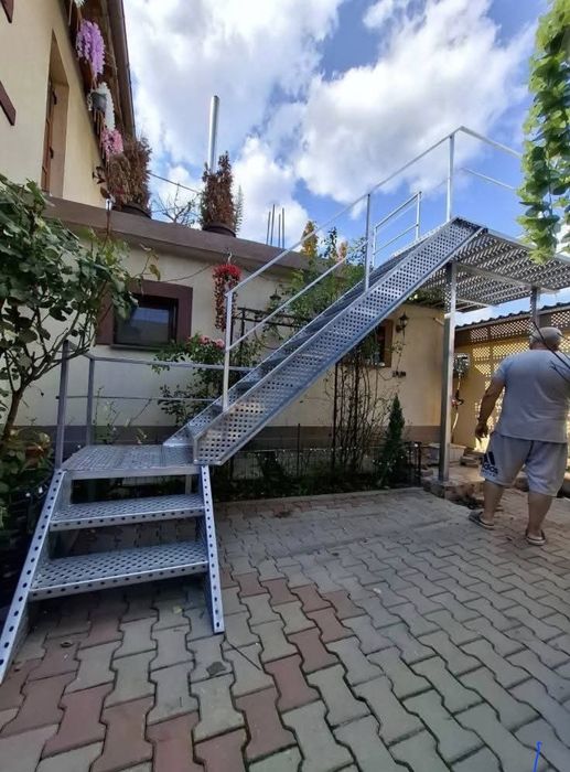 scarii metalice zincate exterioare și pentru incendii , platforme, pod