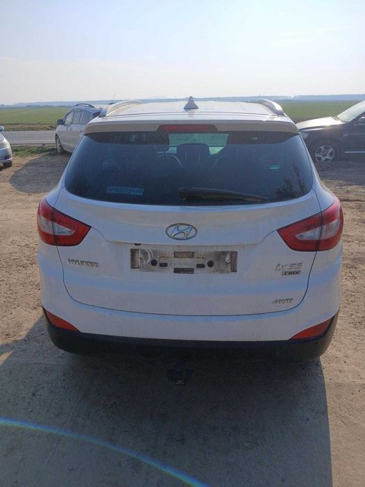 Aripa fata stanga Hyundai IX35 2013