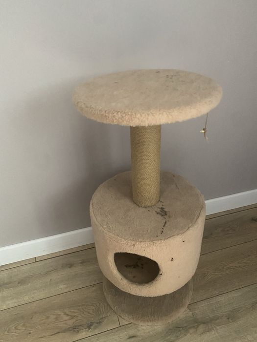Кошачий домик хороший