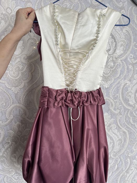 Платье на девочку 5-7 лет