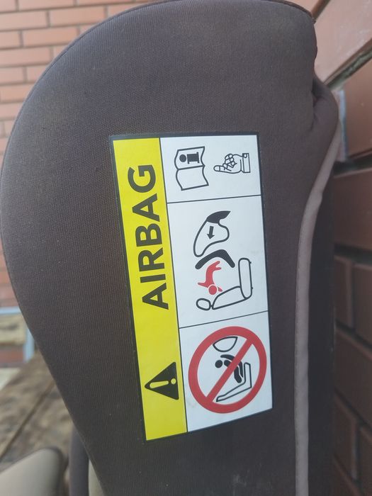 Продам автокресло от Кари