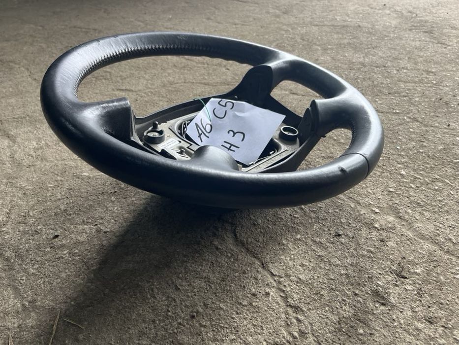 Волан кожен за Audi A6 C5 2001g нормално състояние ном 3