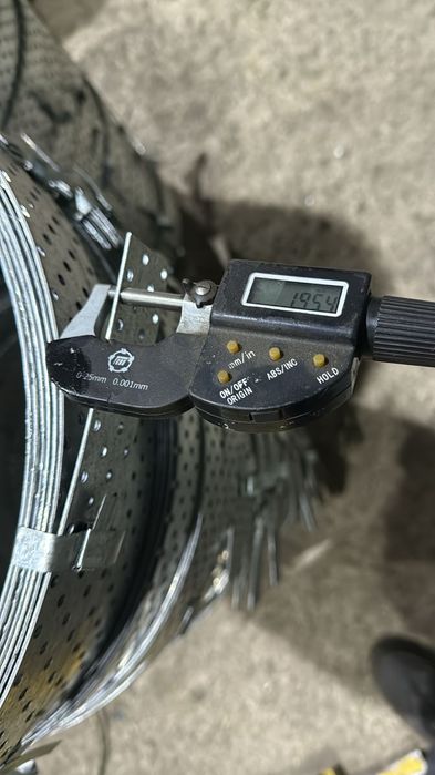 Монтажная перфорированная лента