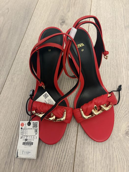Sandale zara  noi cu eticheta
