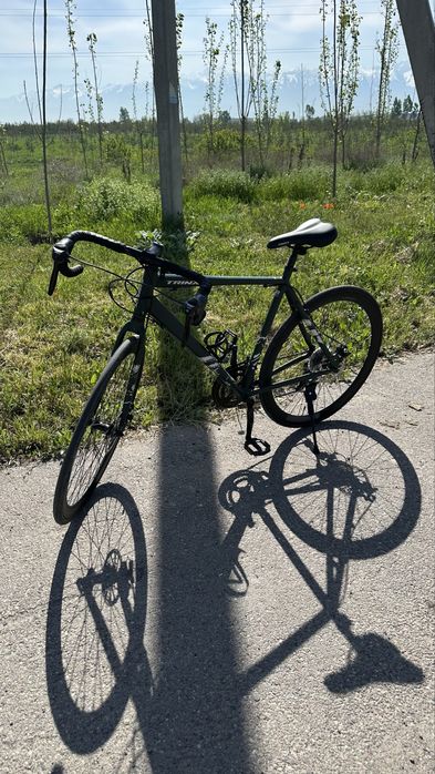 Продам шоссейный велосипед trinx tempo 2.1