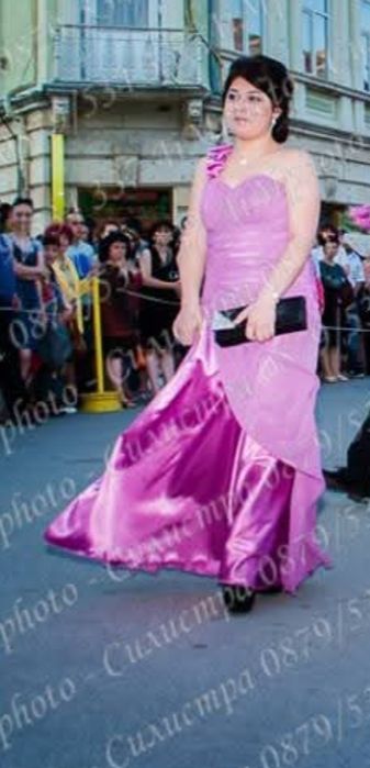 Бална рокля пепел от рози