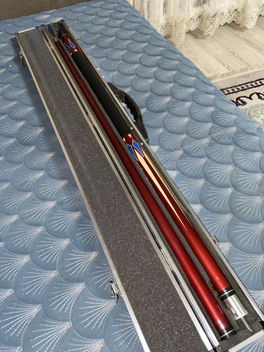 Бильярдный кии ..