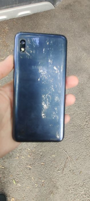 Телефон Samsung Galaxy A10 без торга