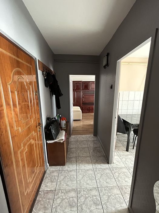 Inchiriez apartament 2 camere 57mp