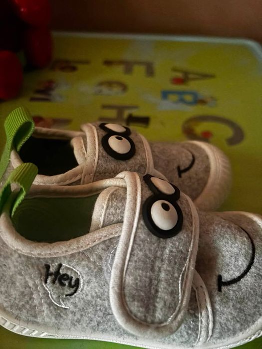 Papuci creșă pentru bebe