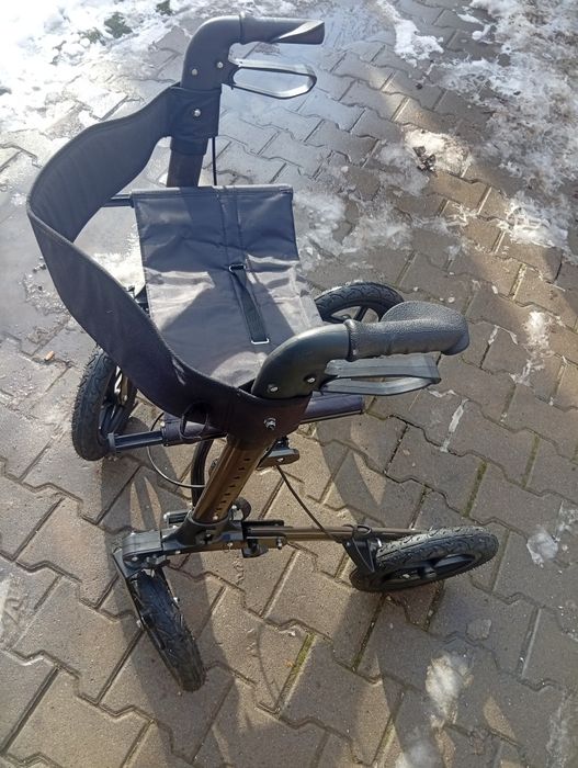 Cadru de mers pliabil,