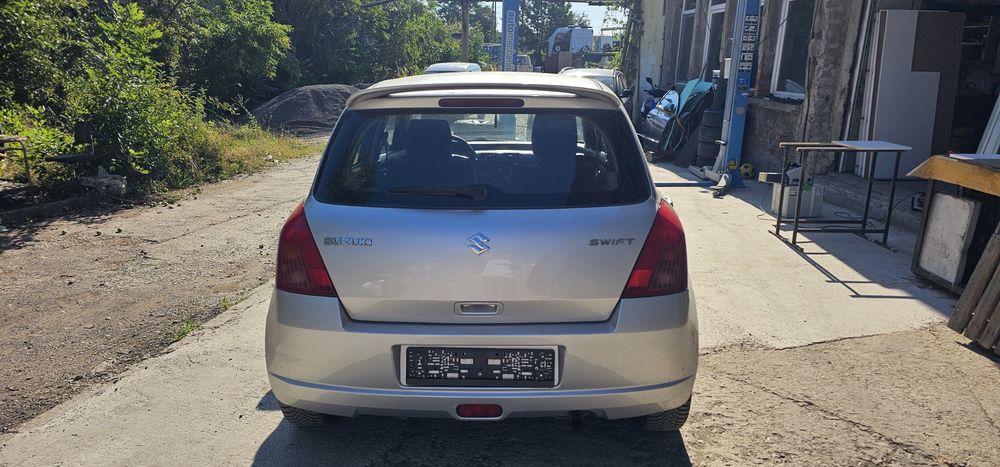 Suzuki swift 1.3 бензин  2005г НА ЧАСТИ