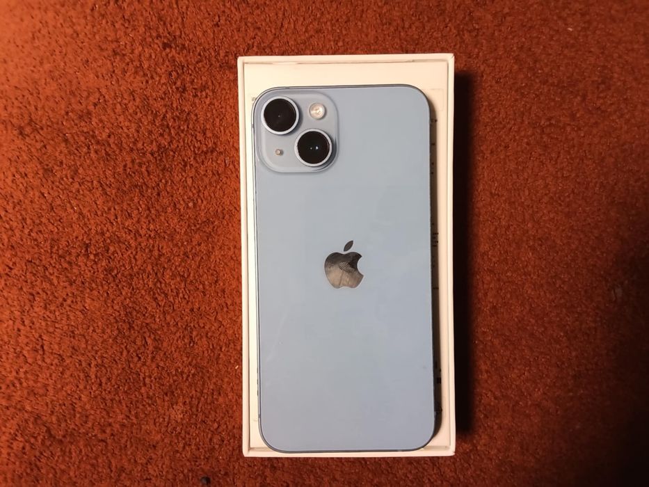 Vand iphone 14 impecabil
