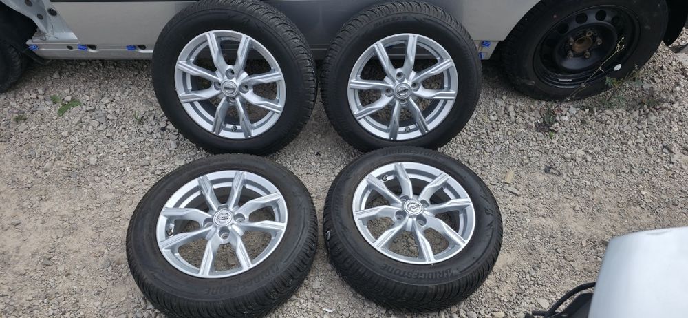 Джанти 15" Nissan 4x100 5.5j ET40 /60.1