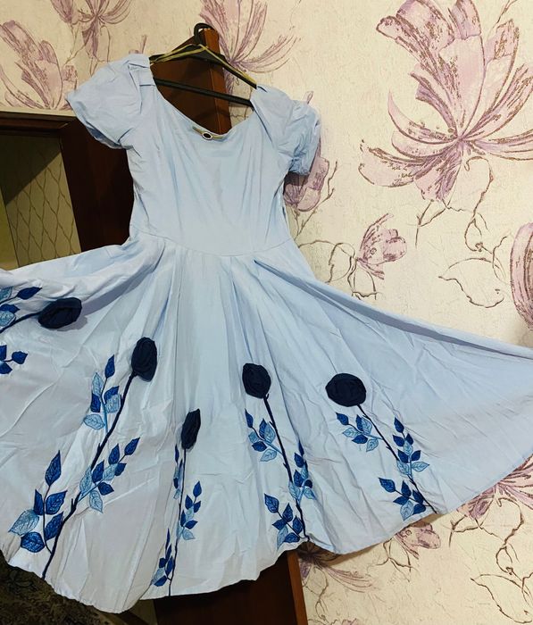 Платье вечерние для дамы