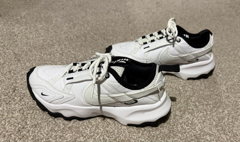 Дамски маратонки