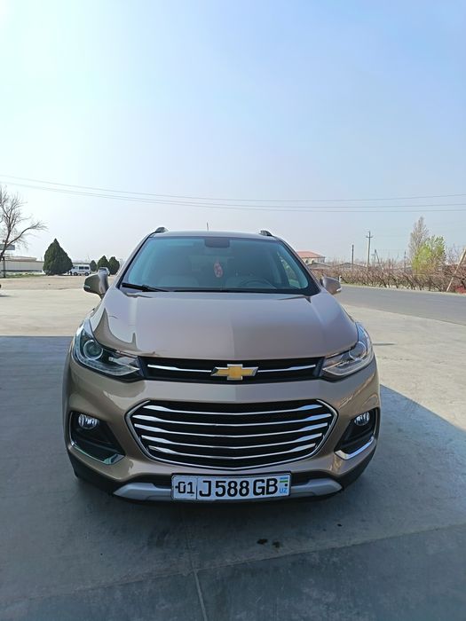 Tracker 1 premier