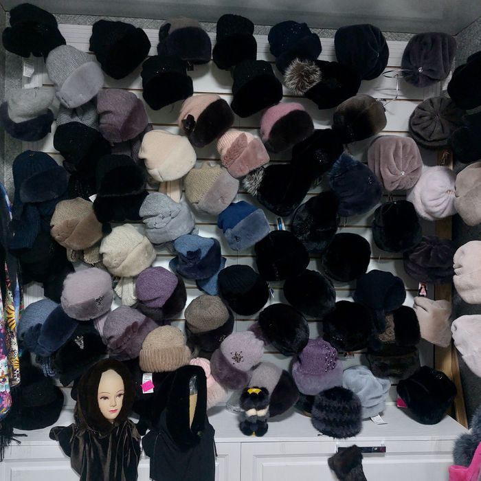 Распродажа норковых шапок
