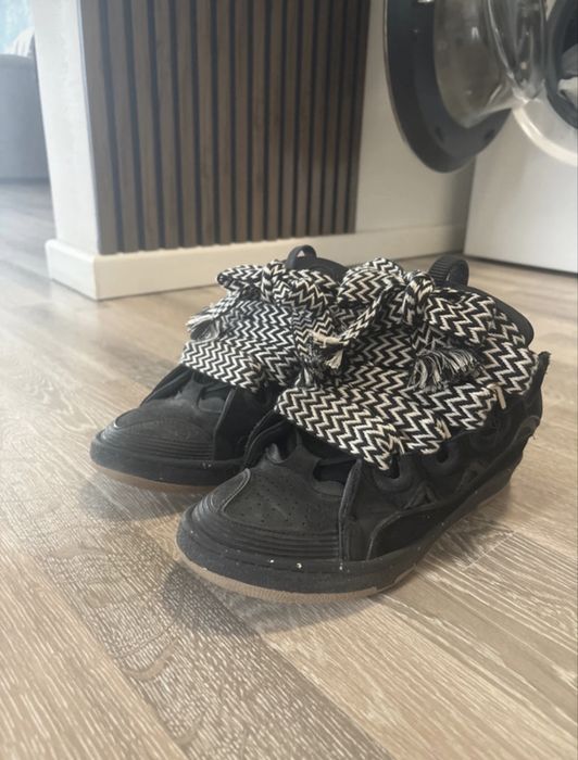 Lanvin Curb no box