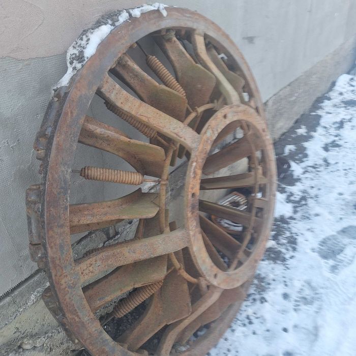 Atiderapante tractor in stare foarte buna