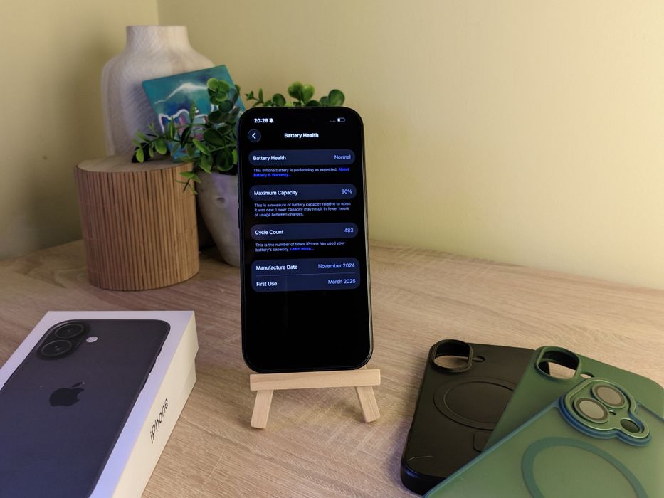 Iphone 16 128gb 90% bat., Black, Full box + 3 huse