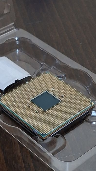 Процесор Ryzen 5 1400