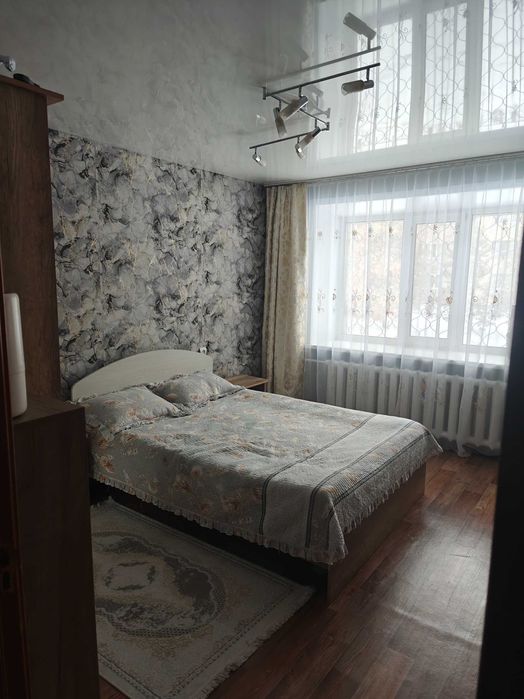 Продам квартиру 3 комнатная