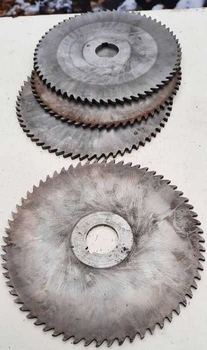 Резцы токарные .