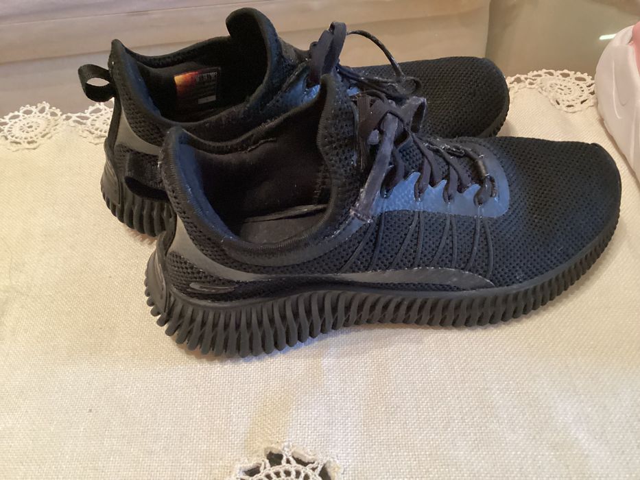 Nike №36 и Skechers №36