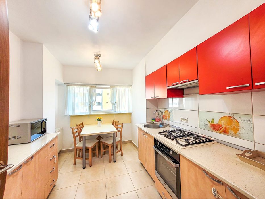 De Vanzare Apartament 3 camere Bucur Obor