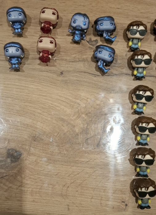 Strenger things kinder joy Фигурки