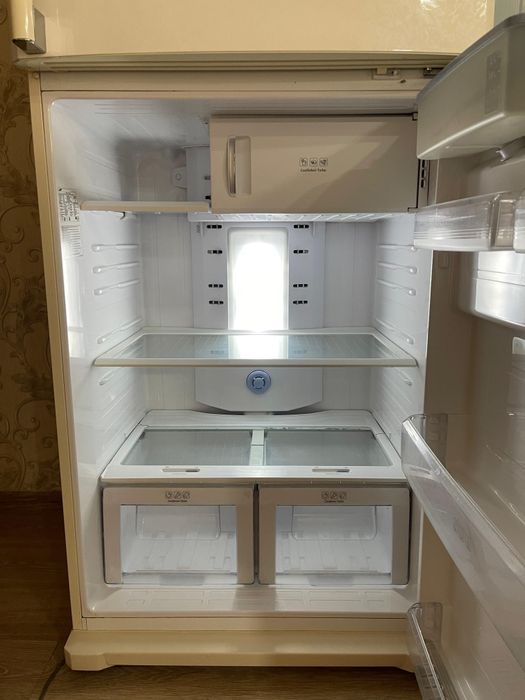 Холодильник сенсорный