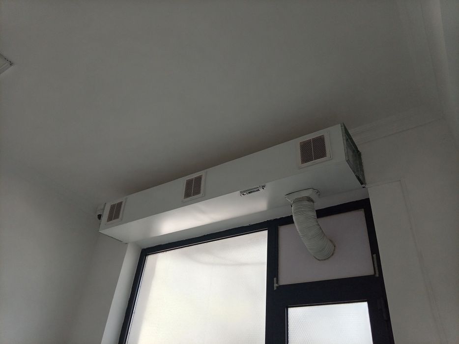 Вытяжка продается