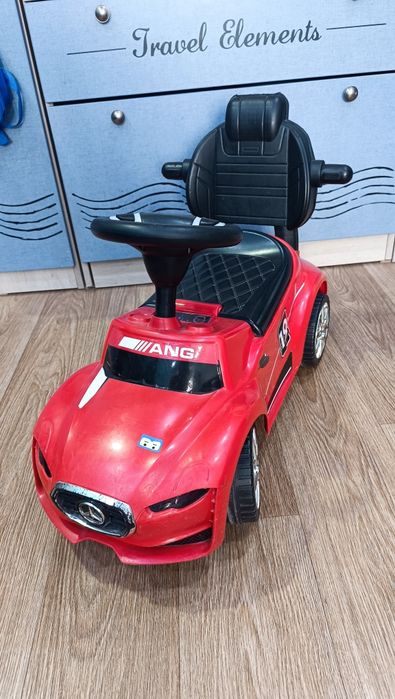 Продам детский толокар,машинку