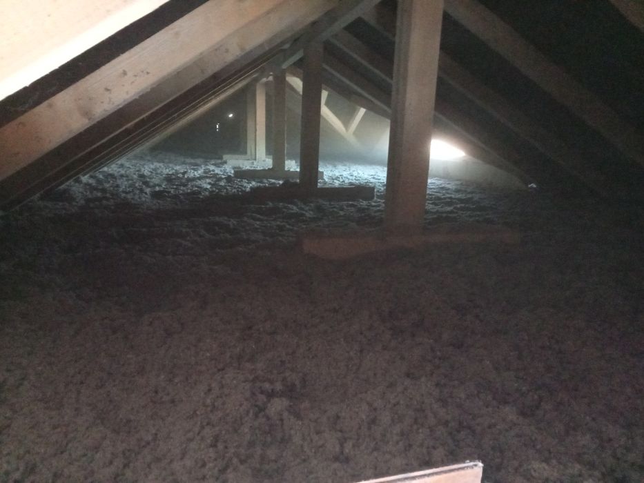 Izolații cu celuloza