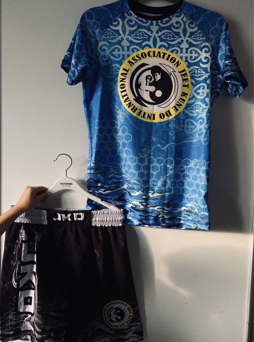 рашгард (Jeet kun do)