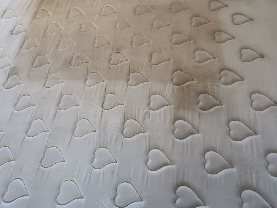 Curățare saltele, canapele