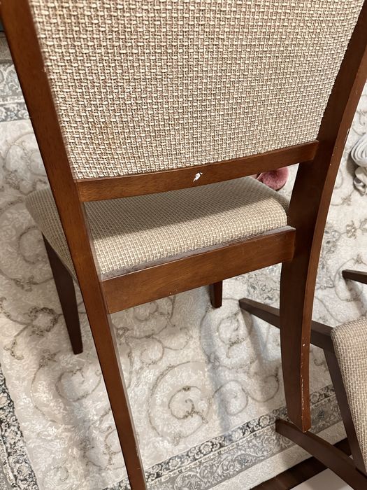 Продаю стулья 4 шт дерево