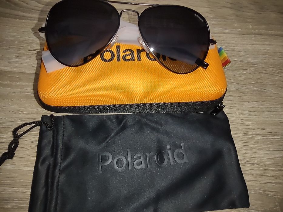 Ochelari de soare Polaroid