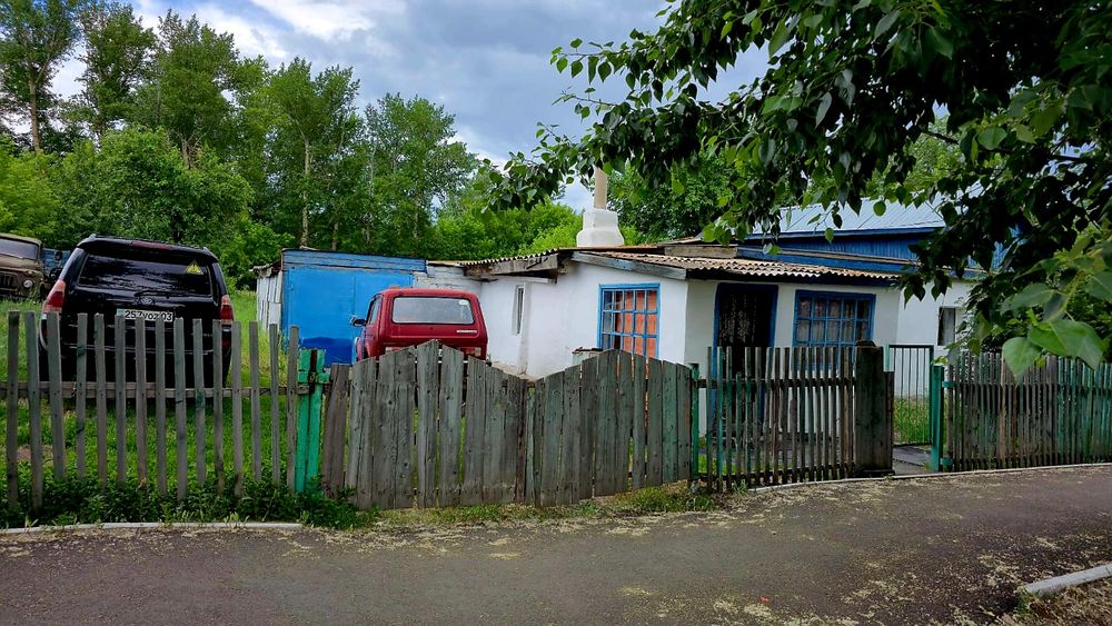 Продам дом, возможен обмен на квартиру.