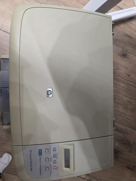 Продам МФУ HP m1005